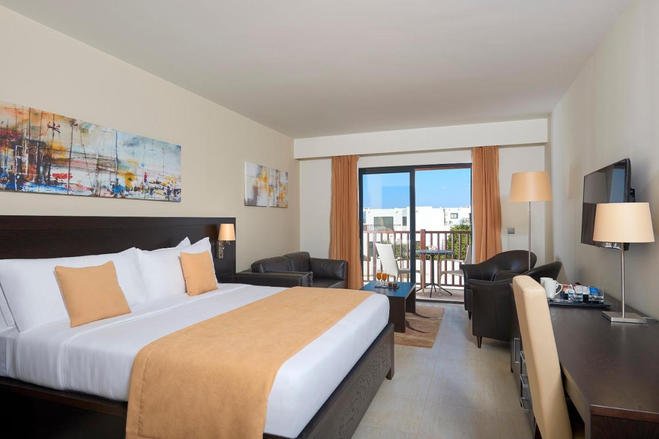 Melia Llana Beach Resort & Spa (Adults Only) サンタ・マリア エクステリア 写真